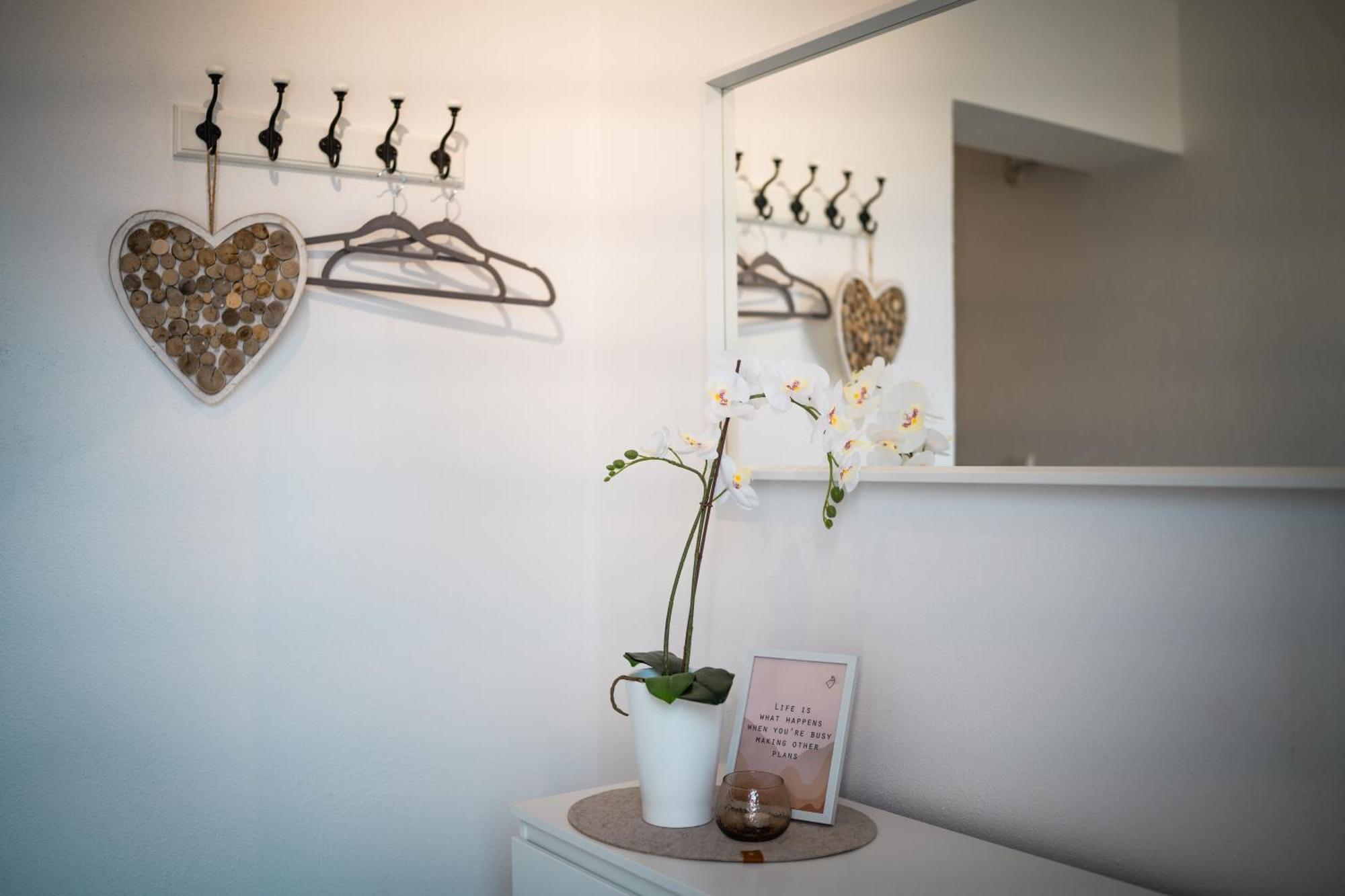 Doppelzimmer 1 - Neu Renoviert 丁克尔斯比尔 外观 照片